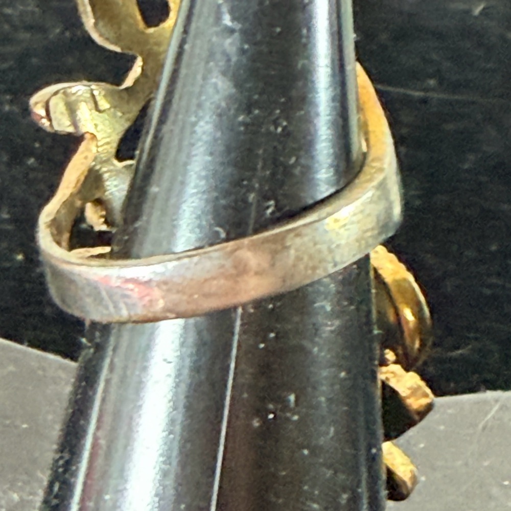 Elegant Vintage Gold-Tone Leaf 🍃 andVine Ring size 7 - Picture 5 of 7